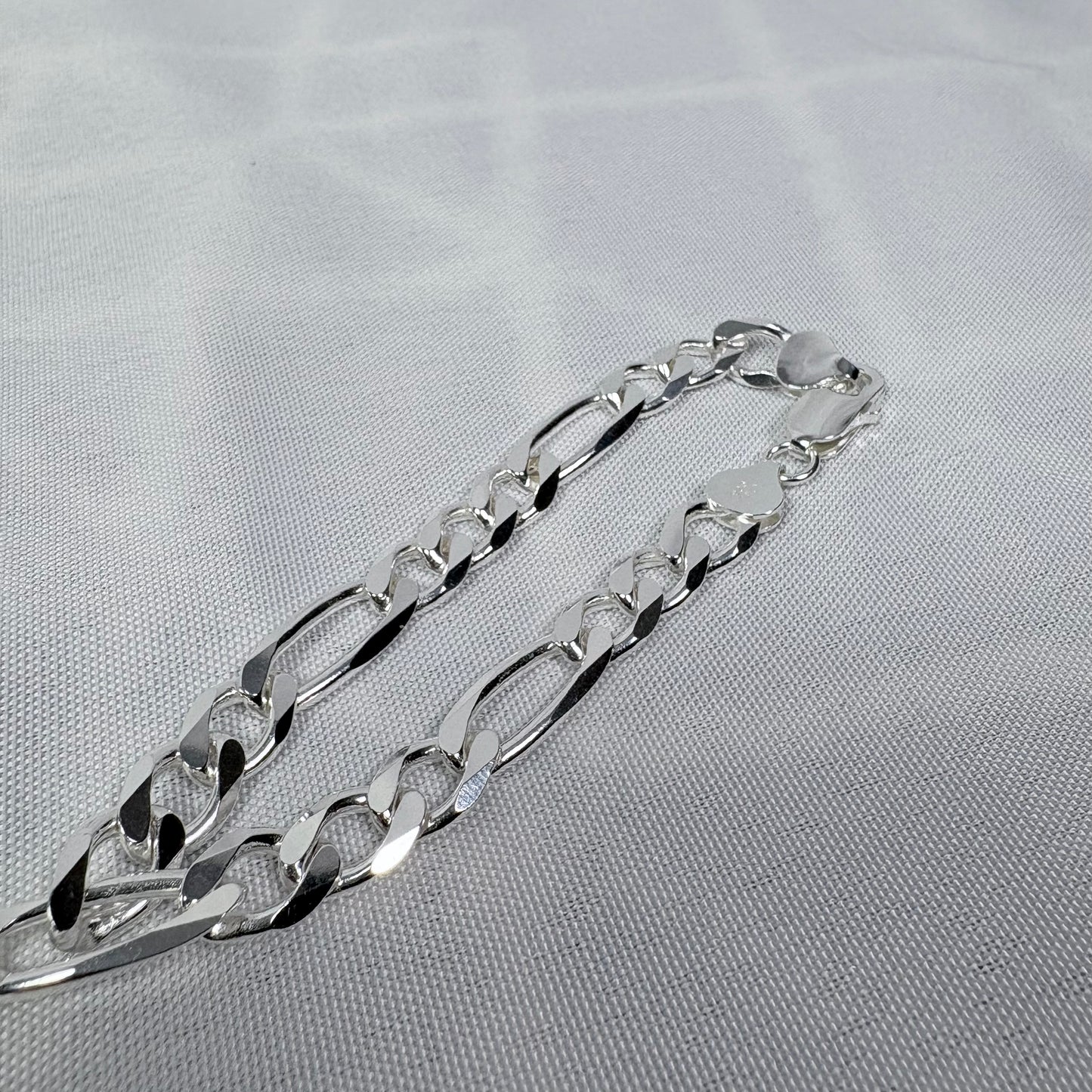 Solid .925 Sterling Silver Figaro Link Bracelet In 8mm 8 & 9 Inches
